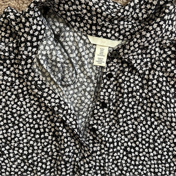 H&M Floral Patterned Long Sleeve Midi Shirt Dress Size Medium - Picture 9 of 12